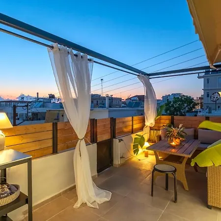 Le Nid Terrace Apartment *